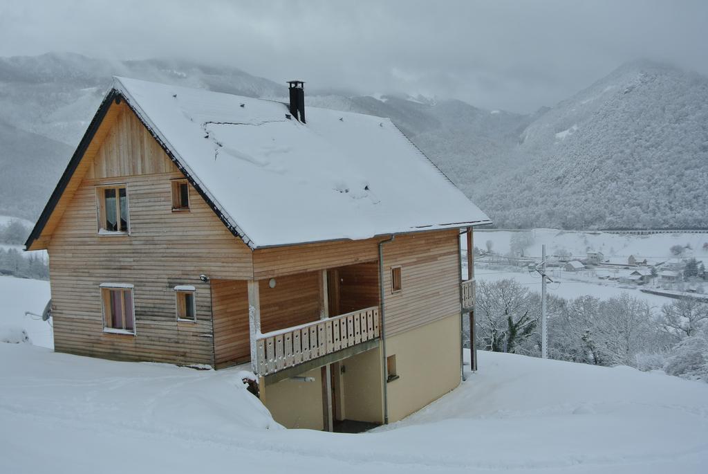 Maison D'Hotes Le Shorten Hèches エクステリア 写真